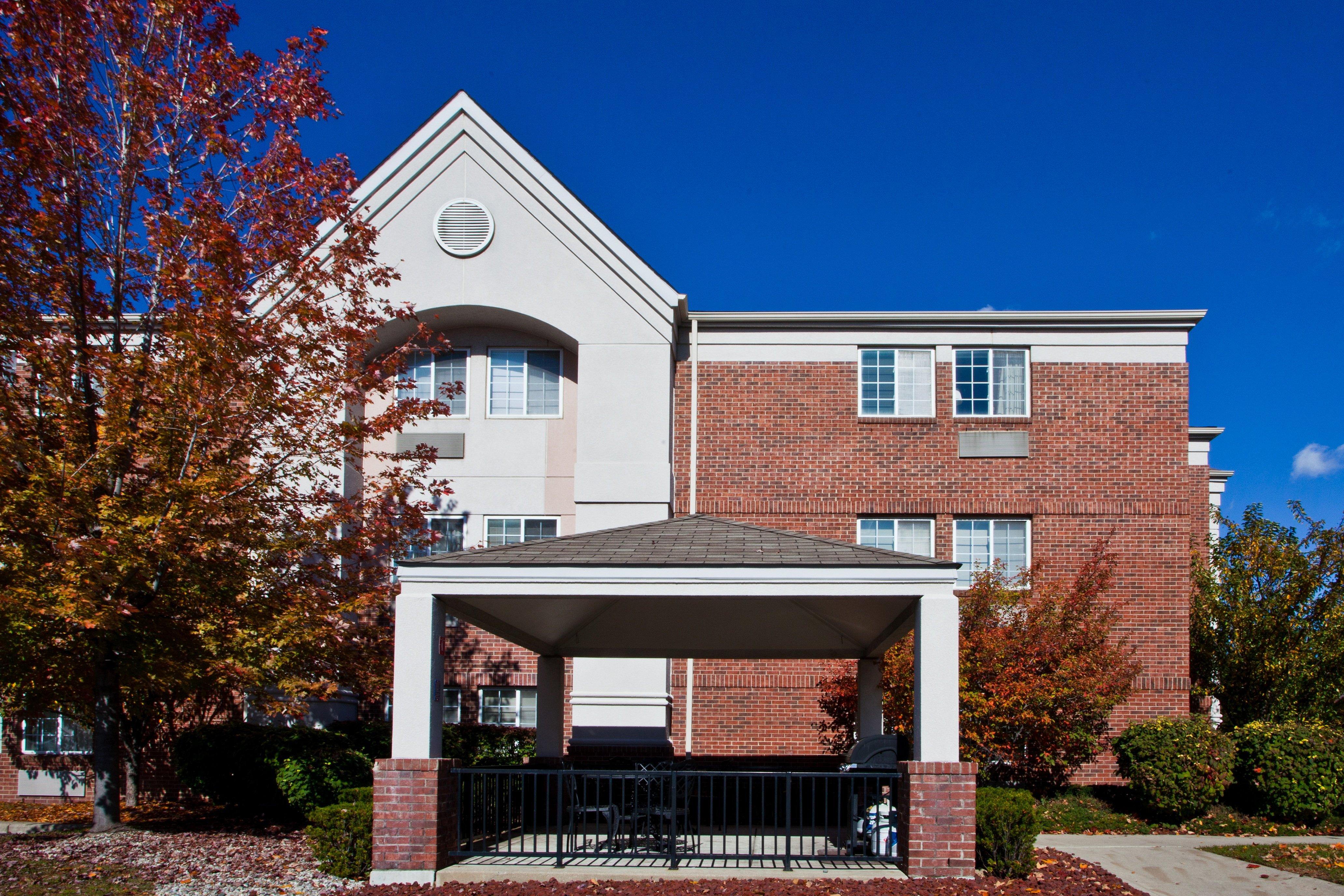Sonesta Simply Suites Detroit Southfield Exterior photo